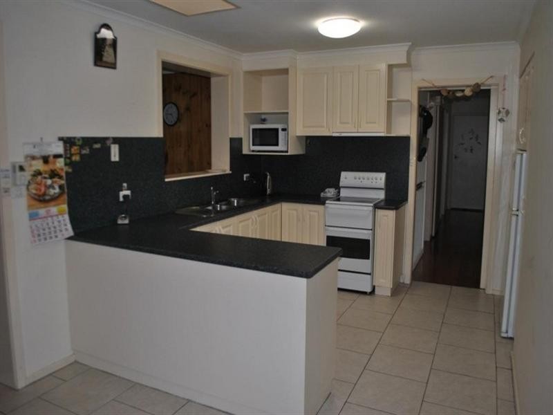 5 Waterford Avenue, Norlane VIC 3214