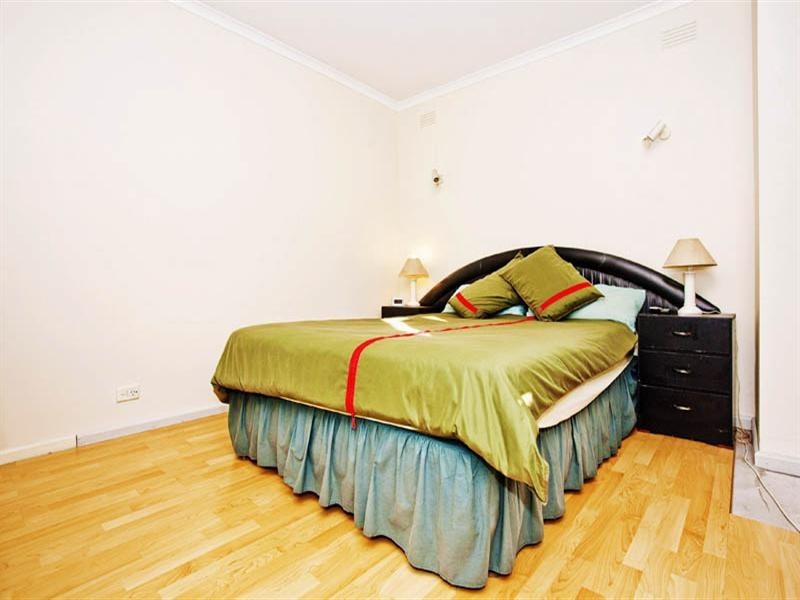 6 Smeaton Close, Lara VIC 3212