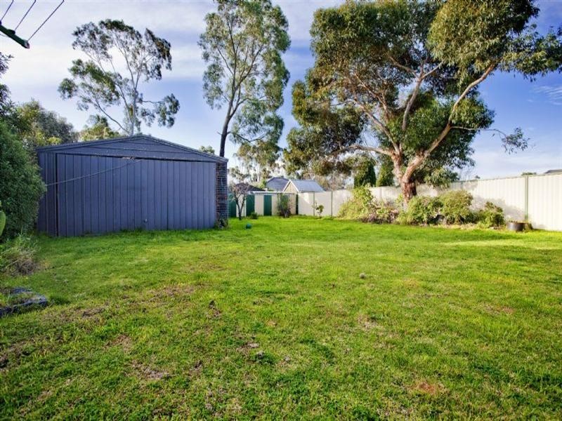 6 Smeaton Close, Lara VIC 3212