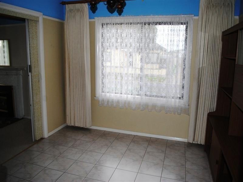 2 Walsh Grove, North Geelong VIC 3215