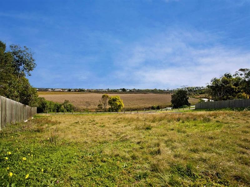 14 Nanton Close, Lara VIC 3212