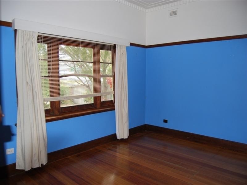 17 Seabeach Parade, North Shore VIC 3214