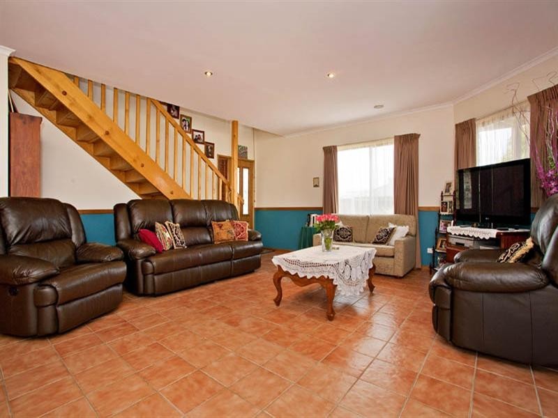 4 Mungari Court, Lara VIC 3212