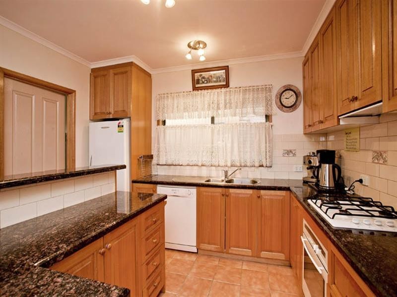4 Mungari Court, Lara VIC 3212