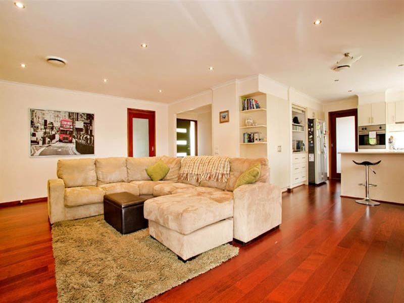 8 Anna Court, Lara VIC 3212