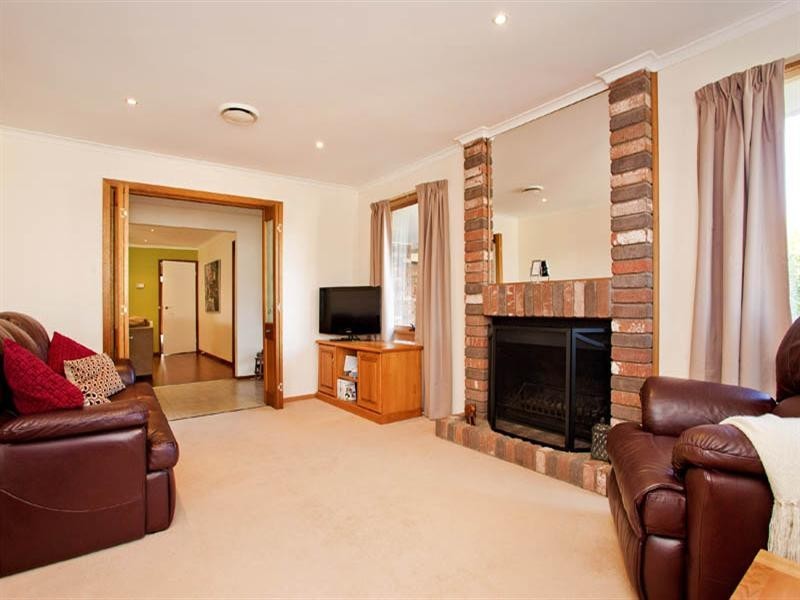 8 Anna Court, Lara VIC 3212