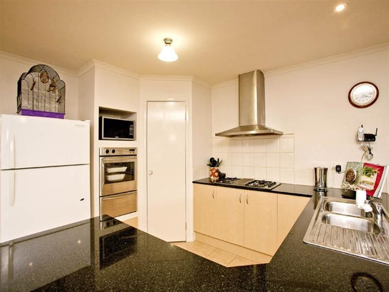 15 Keen Place, Lara VIC 3212