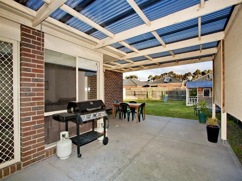 15 Keen Place, Lara VIC 3212