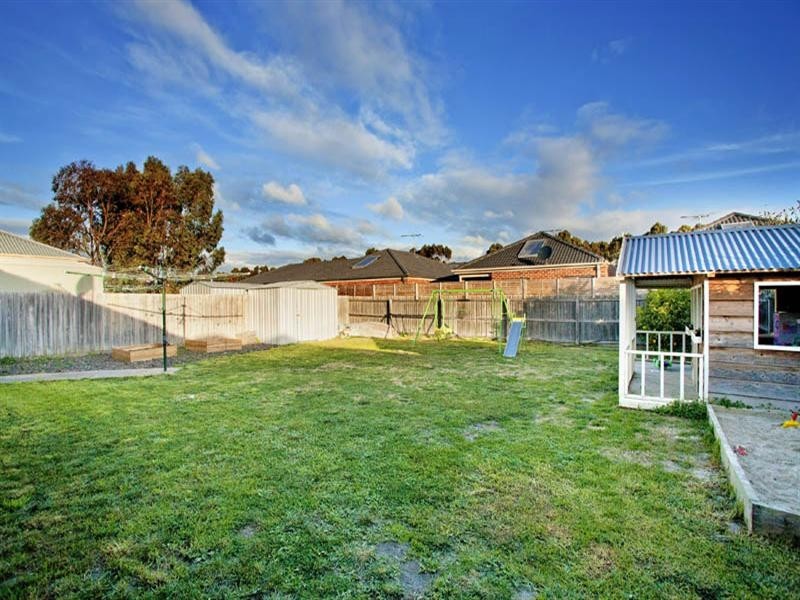 15 Keen Place, Lara VIC 3212