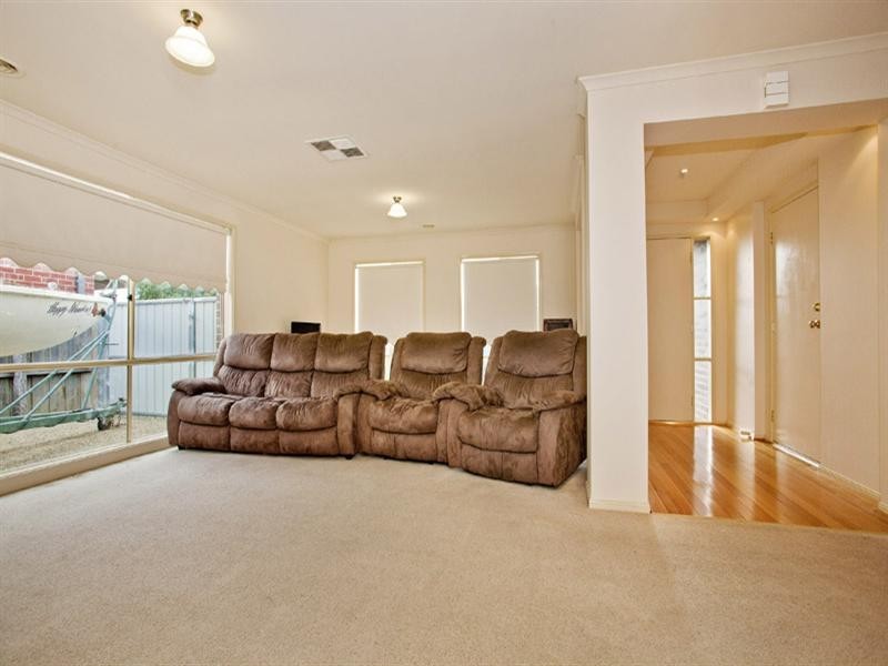 15 Keen Place, Lara VIC 3212