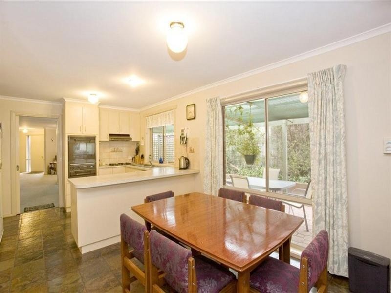 8 Christensen Court, Lara VIC 3212