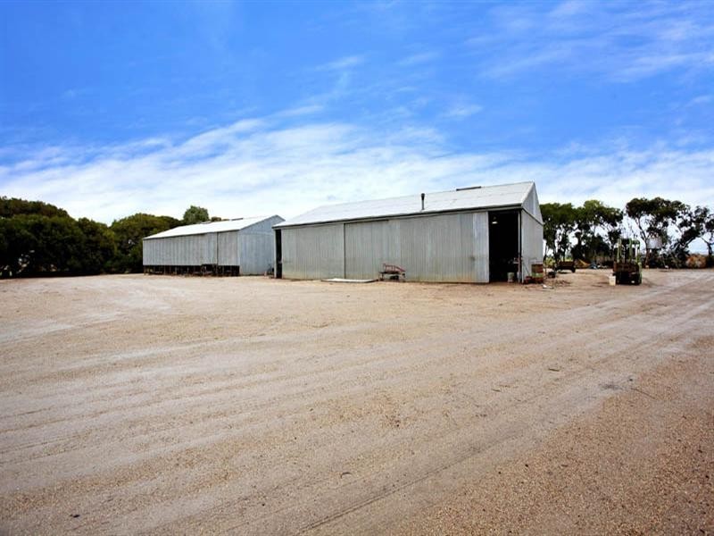 395 Forest Road North, Lara VIC 3212