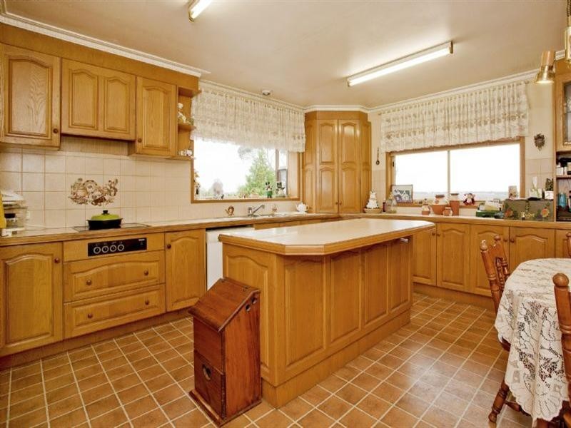 395 Forest Road North, Lara VIC 3212