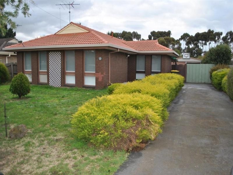 90 Smeaton Close, Lara VIC 3212