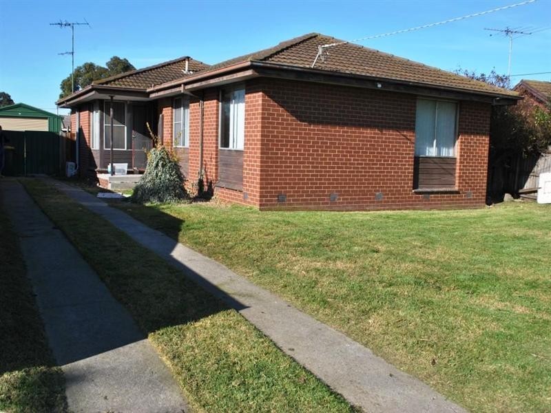 6 Leonis Court, Corio VIC 3214