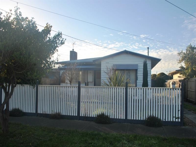 22 Falcon Street, Norlane VIC 3214