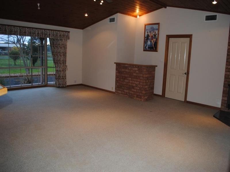 11 Cuddihy Court, Lovely Banks VIC 3221