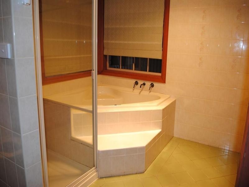 11 Cuddihy Court, Lovely Banks VIC 3221