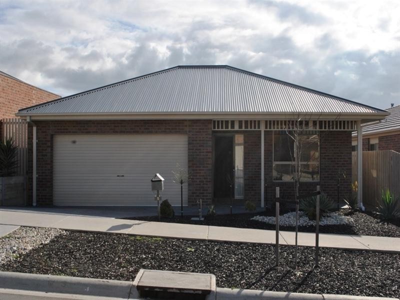 5 Hailar Lane, Lara VIC 3212