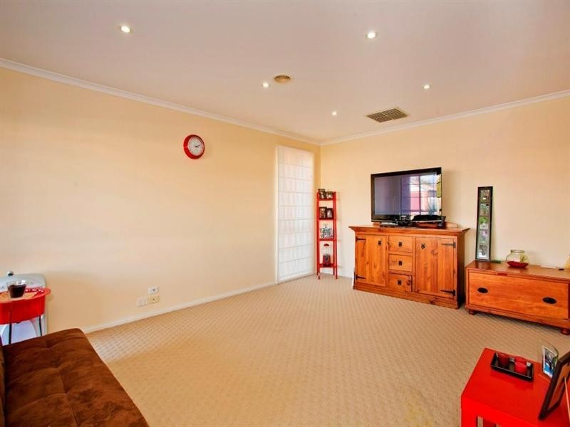 5 Marina Court, Lara VIC 3212