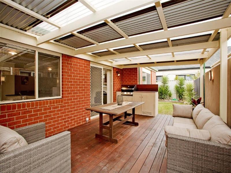 1 Nilaur Place, Lara VIC 3212