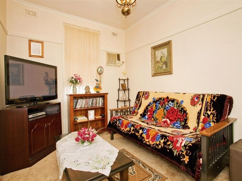 1 Spruhan Avenue, Norlane VIC 3214