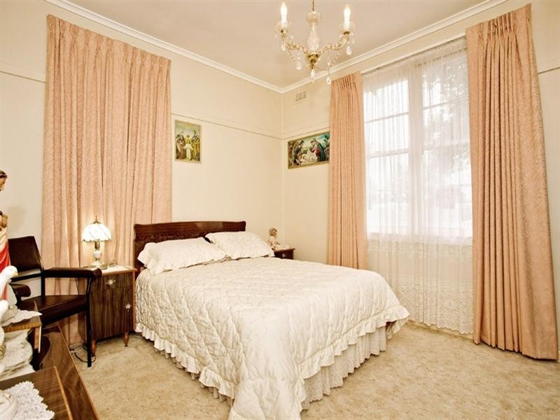 1 Spruhan Avenue, Norlane VIC 3214