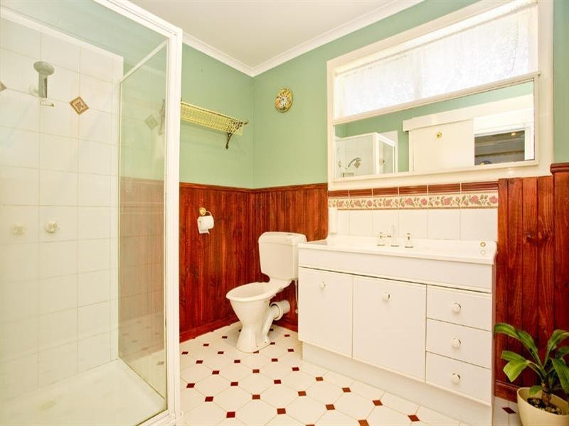 39 Koscuisko Avenue, Corio VIC 3214