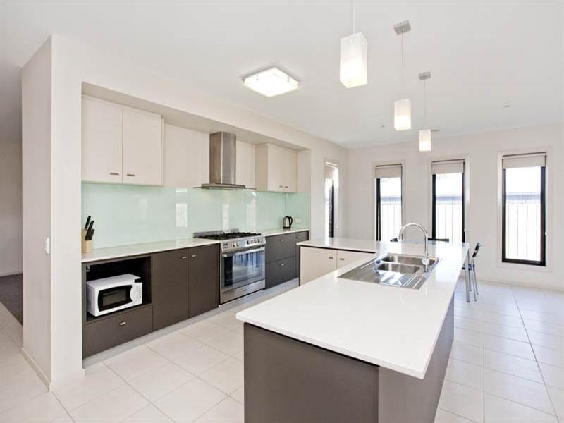 14 Hailar Lane, Lara VIC 3212