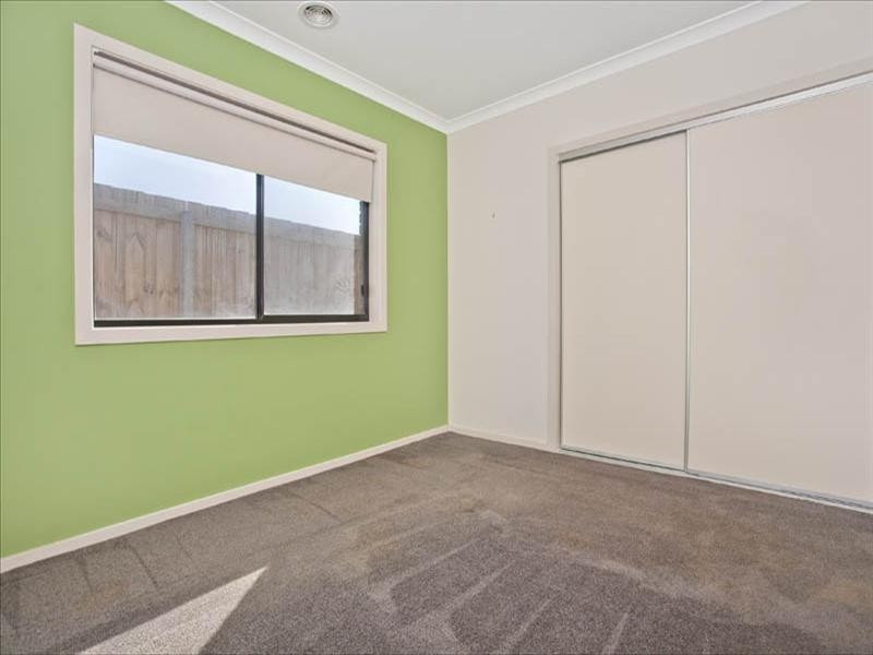 14 Hailar Lane, Lara VIC 3212