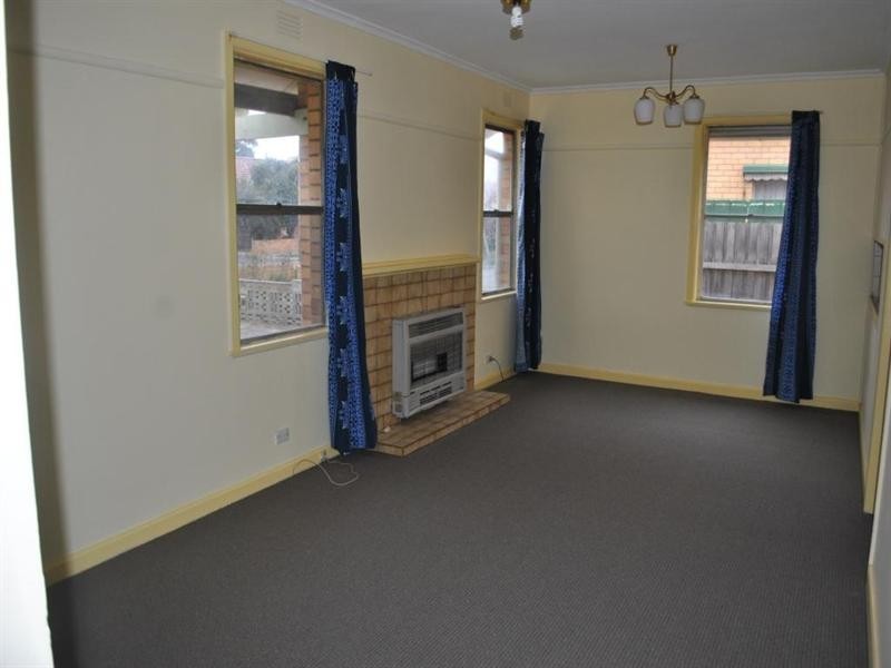 26 Dearborn Parade, Corio VIC 3214