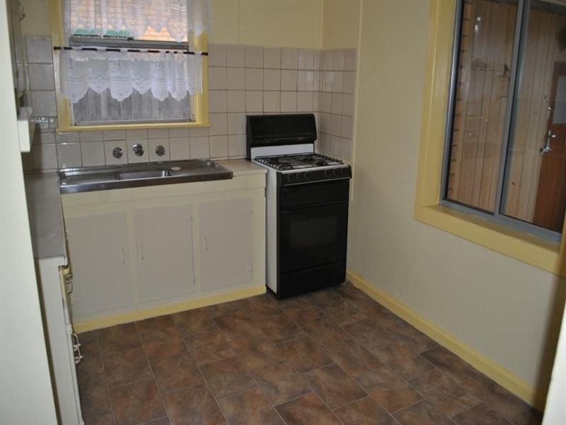 26 Dearborn Parade, Corio VIC 3214