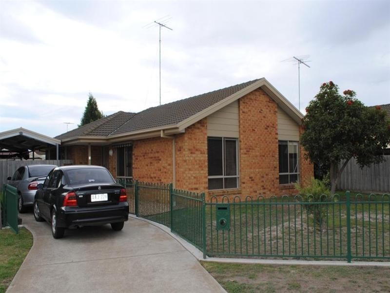 13 Armalite Court, Corio VIC 3214