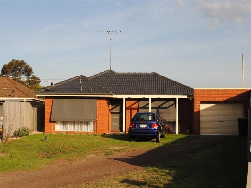 9 Gatling Court, Corio VIC 3214