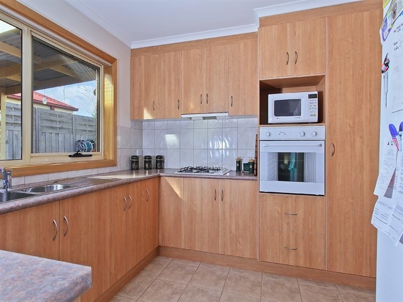 23 Blackbird Circuit, Lara VIC 3212