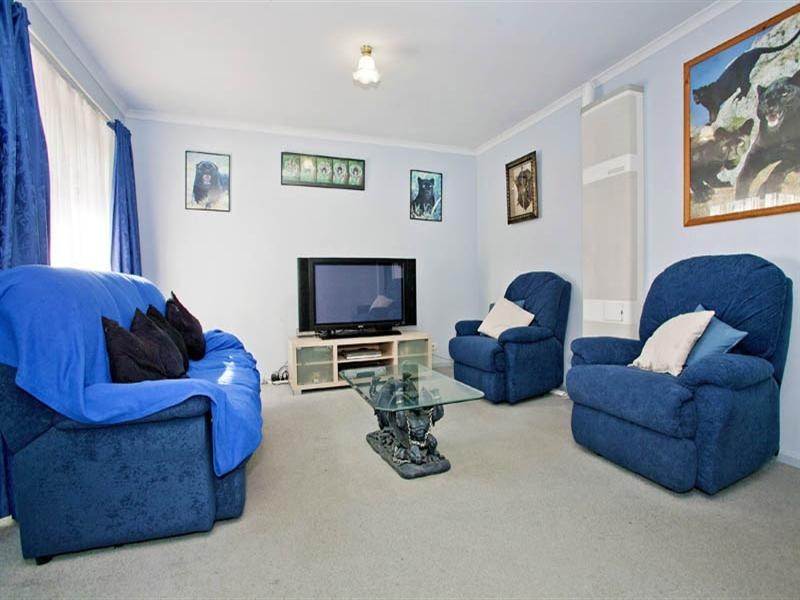 13 Blackbird Circuit, Lara VIC 3212