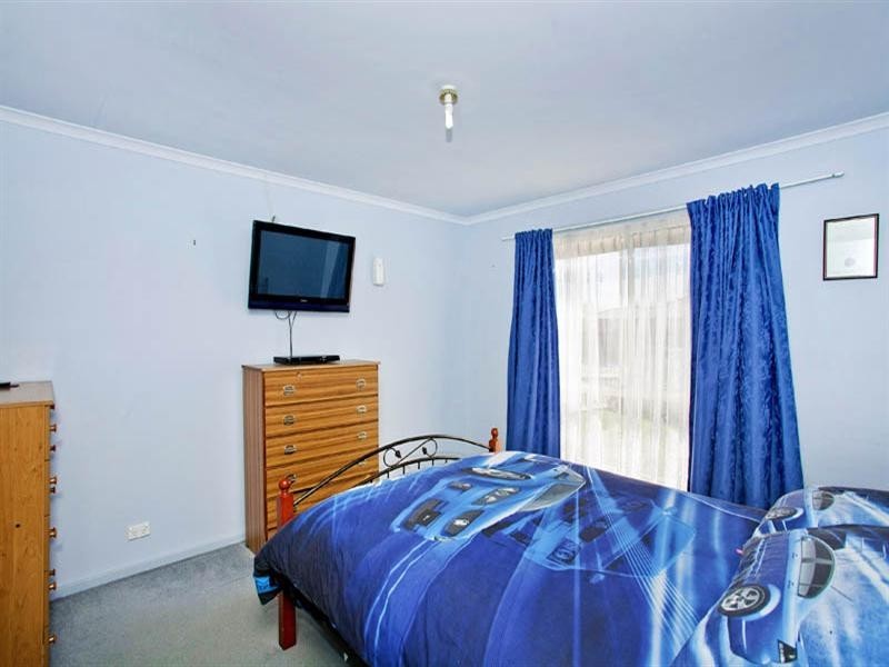 13 Blackbird Circuit, Lara VIC 3212