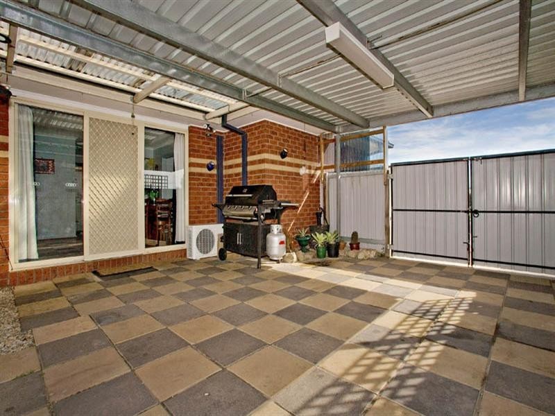 13 Blackbird Circuit, Lara VIC 3212