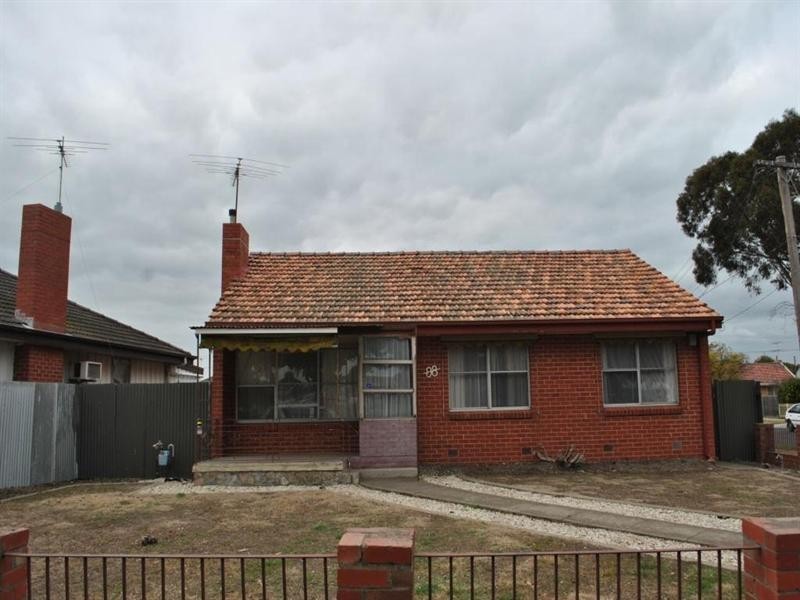 98 Bacchus Marsh Road, Corio VIC 3214