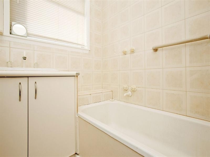 30 Granault Parade, Corio VIC 3214