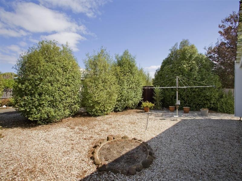 42 Forest Road, Lara VIC 3212