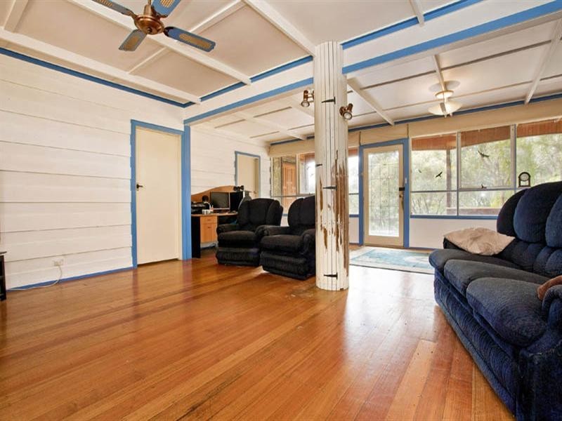 295 Demotts Road, Anakie VIC 3221