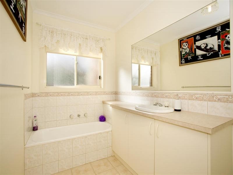 2/178 Matthews Road, Corio VIC 3214