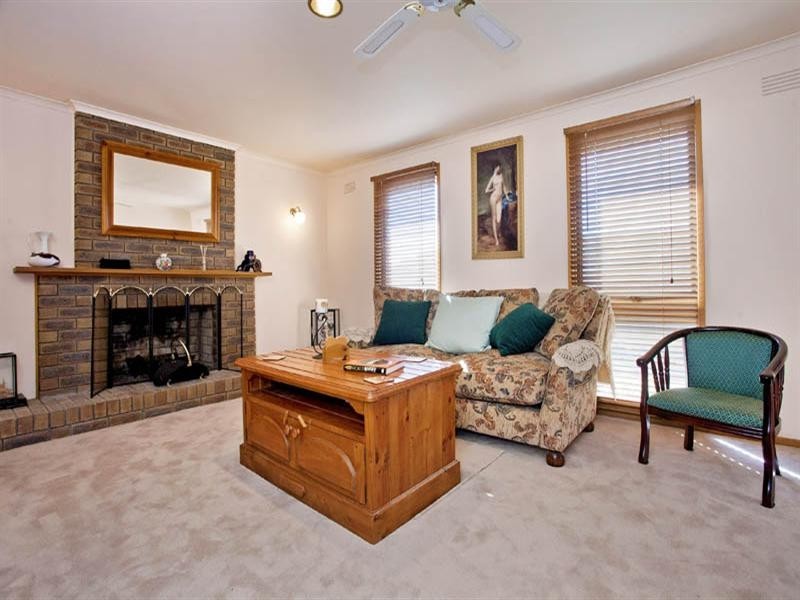 8 Hopgood Court, Lara VIC 3212