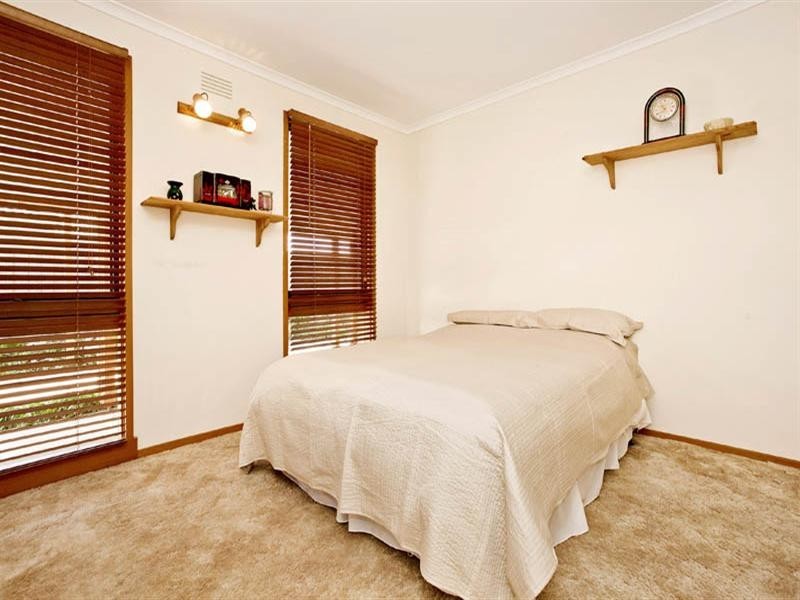 8 Hopgood Court, Lara VIC 3212