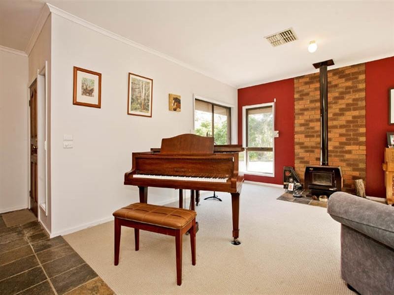 2134 Ballan Road, Anakie VIC 3221