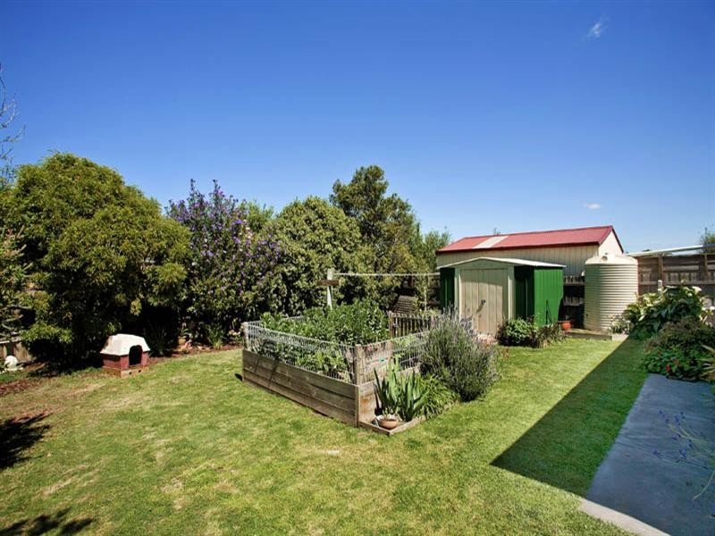 32 Bates Road, Lara VIC 3212