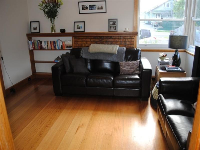 4 Shannon Avenue, Geelong West VIC 3218