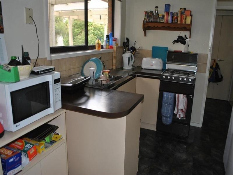 10 Vickers Court, Corio VIC 3214