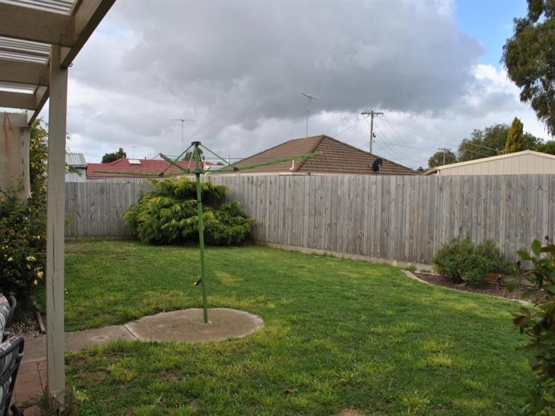 10 Vickers Court, Corio VIC 3214